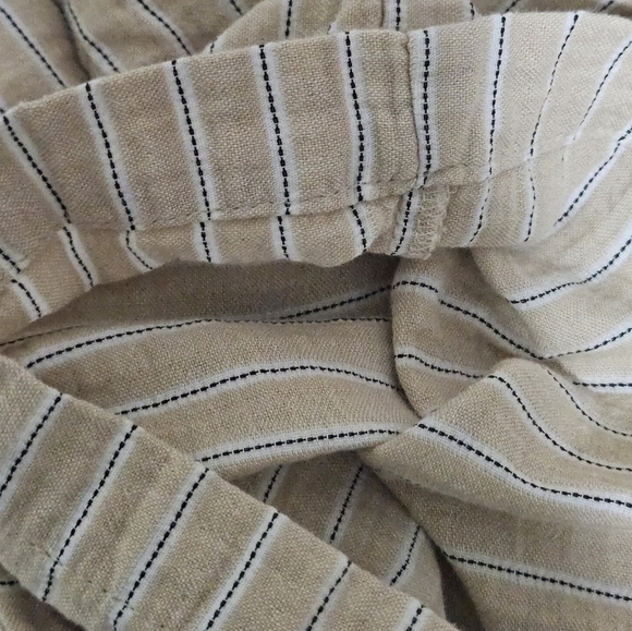 Heroes and Dreamers wide leg pull on pants with belt size medium - Picture 11 of 13